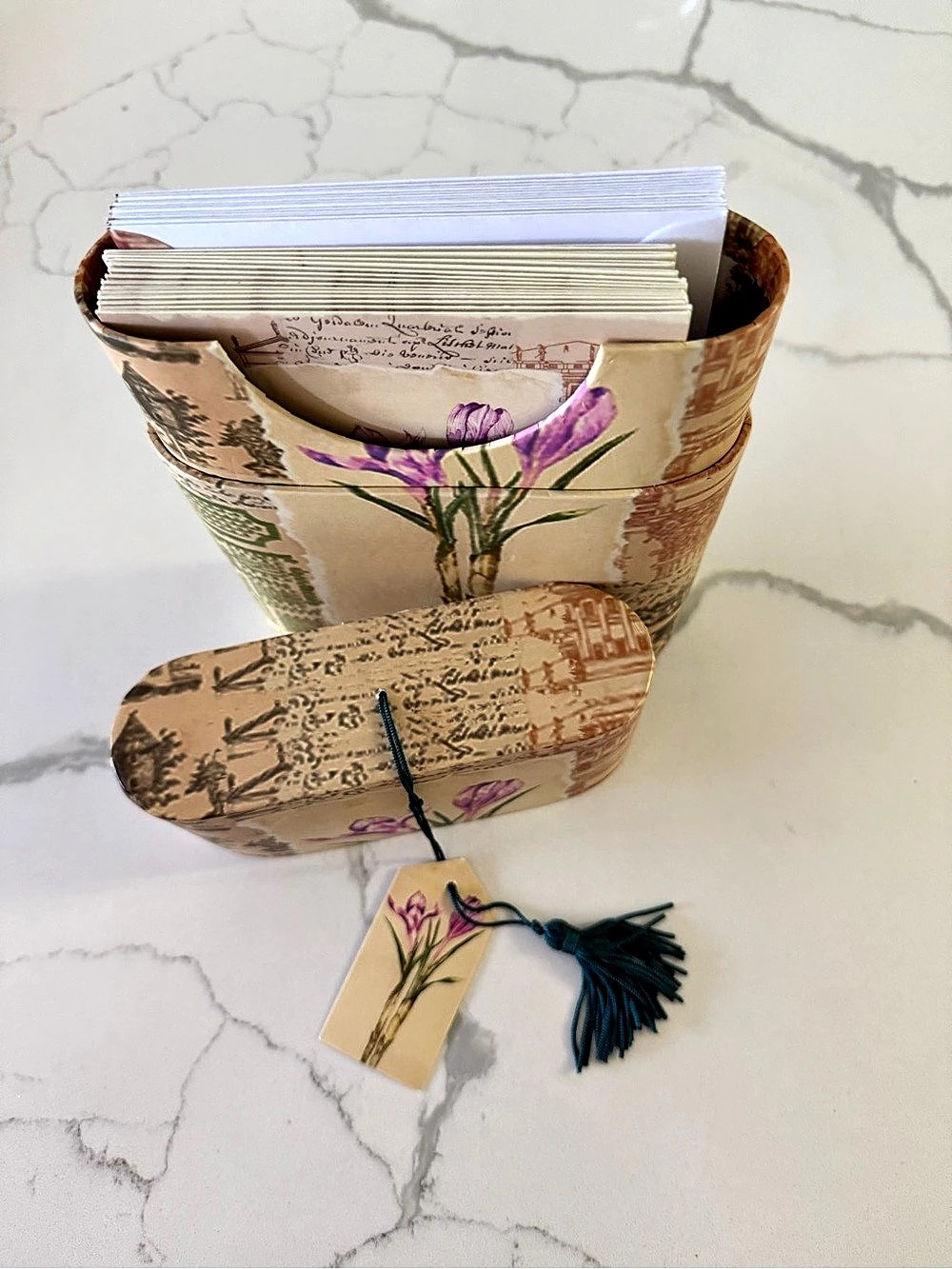 Floral Botanical Note Card Stationery Set 14
Cards & Envelopes Decorative Box